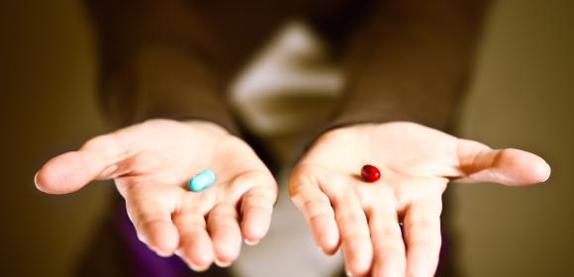 Illustrazione sul confronto tra farmaci e scelte quotidiane